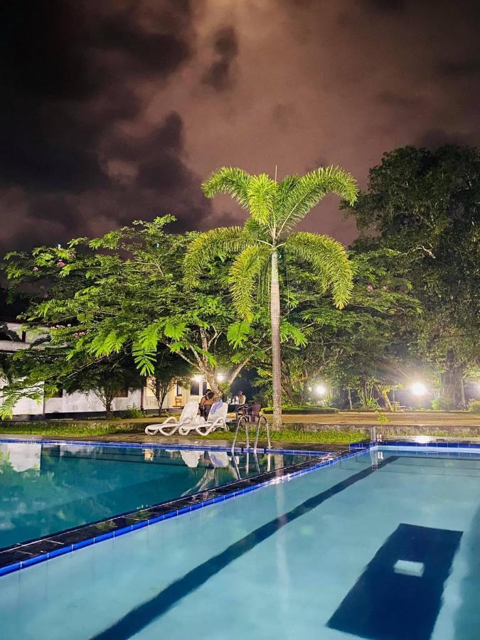 Randiyaepiliyagoda Resort Avissawella Exteriér fotografie