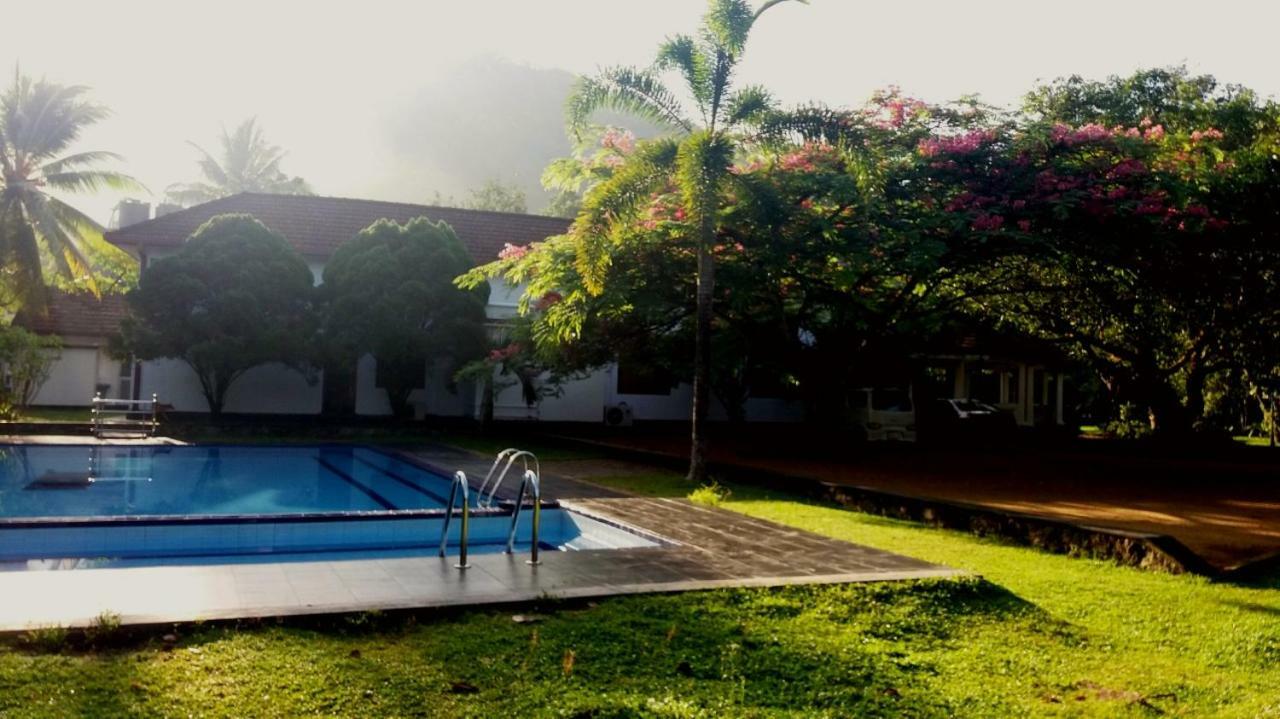 Randiyaepiliyagoda Resort Avissawella Exteriér fotografie